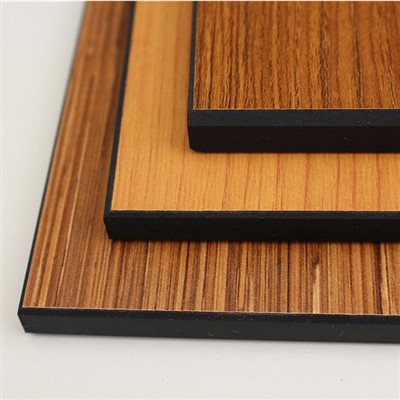 12 mm-es HPL WC fülke